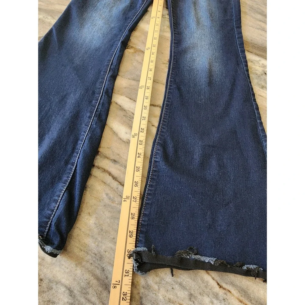 YMI Women Dark Wash Flare Jeans Exposed Button Fly Raw Hem Size 5 Blue Denim
